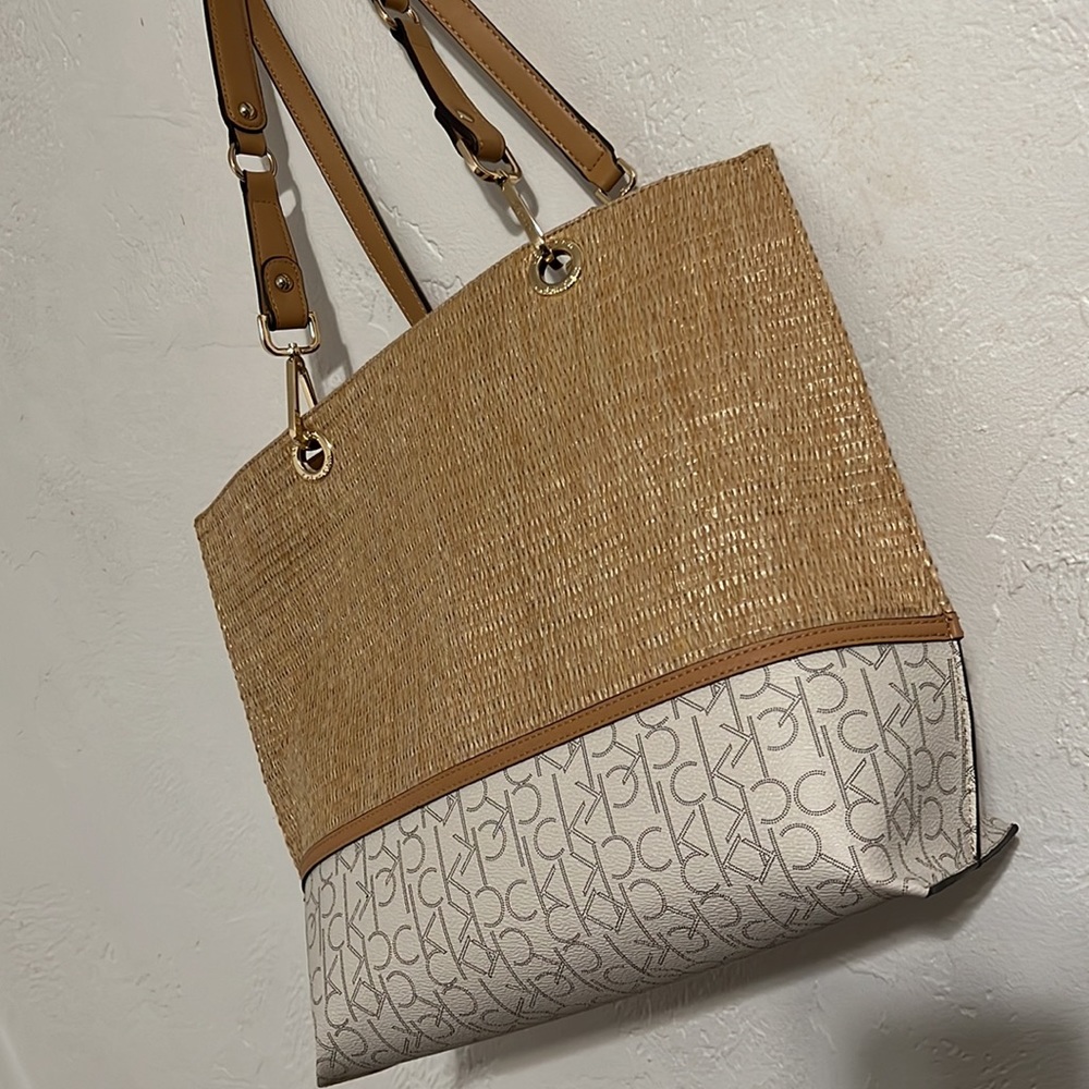 Calvin Klein Beige Straw Tote with Ivory CK Logo Panel - Picture 9 of 10